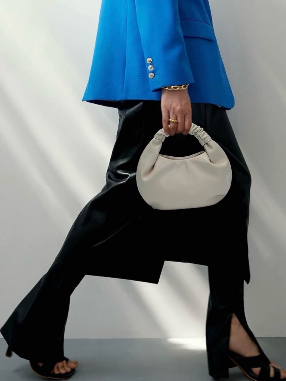 Cream Ruched Handle Shoulder Bag - Picture 4 of 4